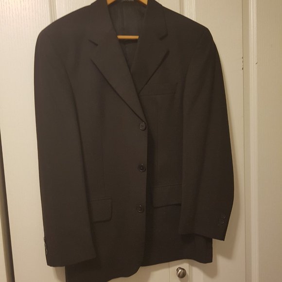 Complete suit. - Picture 5 of 5